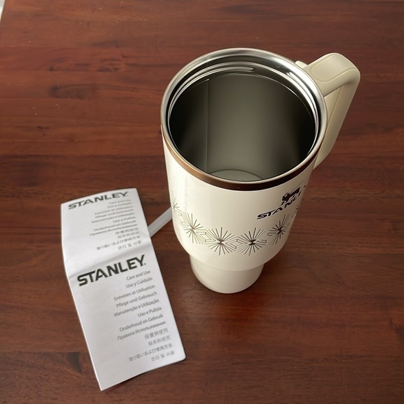 Stanley Quencher H2.0 Flowstate Tumbler Cream Art Deco Cup New Size 40oz - Picture 7 of 8